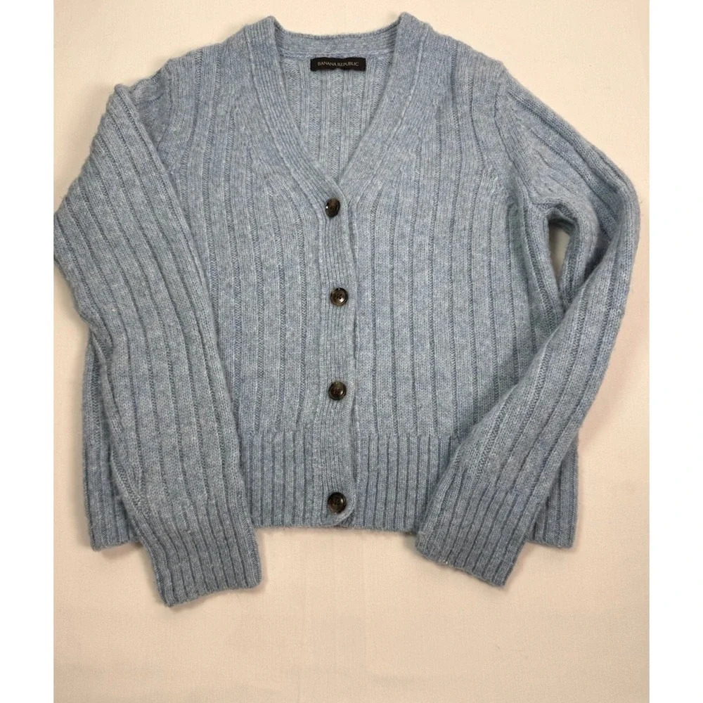 Banana Republic Cardigan Sweater Blue Junior Girl X Small Light Blue Button‎ Up